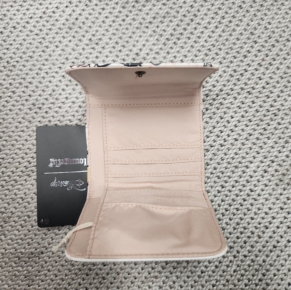 DisneyLoungefly Disney Dogs Mini Wallet - Picture 3 of 4